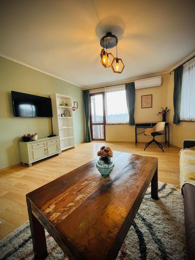 The Green Guest House Of Veliko Tarnovo-Amazing View, Top Location Exterior photo