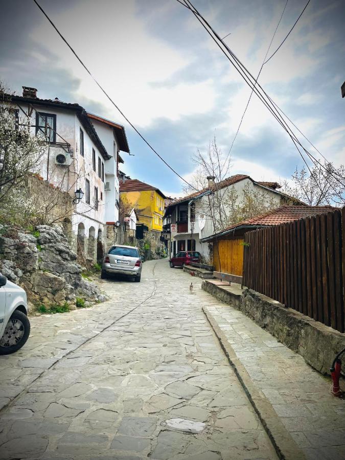 The Green Guest House Of Veliko Tarnovo-Amazing View, Top Location Exterior photo