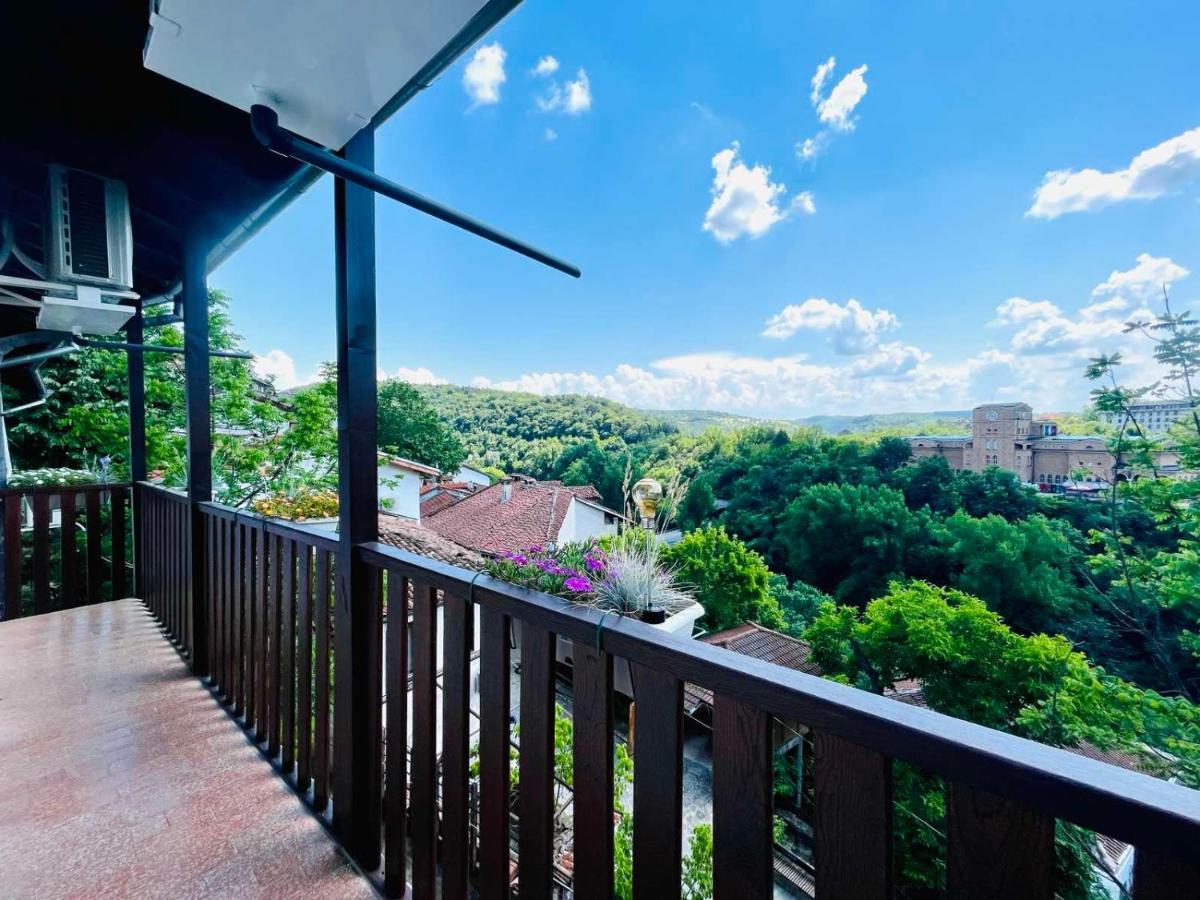 The Green Guest House Of Veliko Tarnovo-Amazing View, Top Location Exterior photo